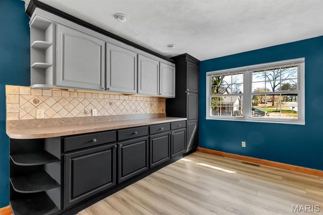 208 Corral Trail, Ellisville, MO 63011