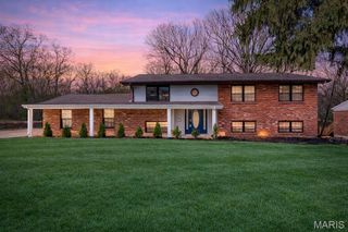 208 Corral Trail, Ellisville, MO 63011