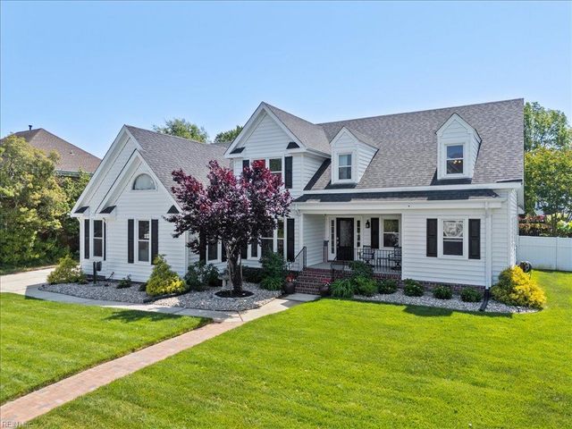 737 Sand Willow DR, Chesapeake, VA 23320