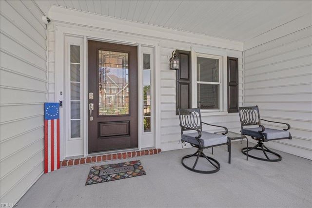 737 Sand Willow DR, Chesapeake, VA 23320