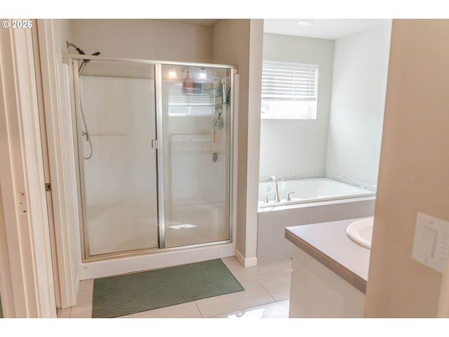 37413 COHO St, Sandy, OR 97055