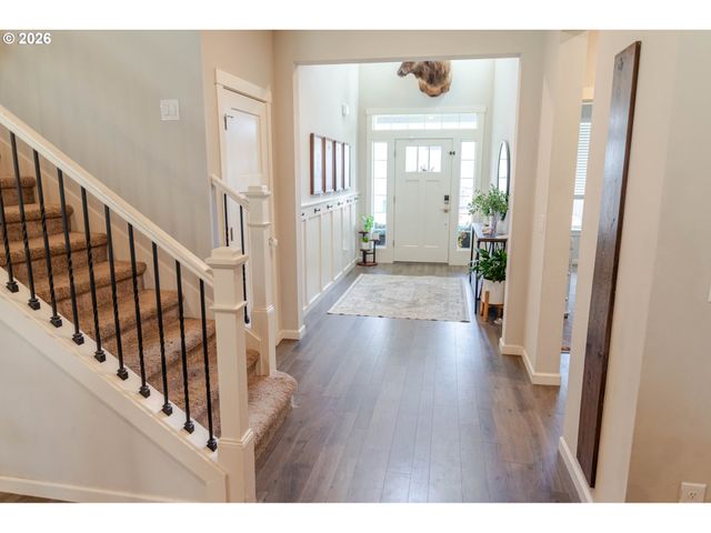 37413 COHO St, Sandy, OR 97055
