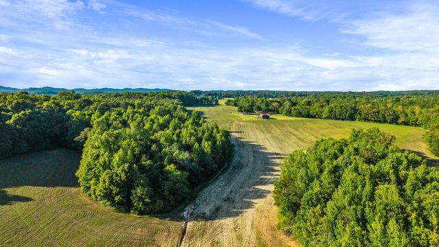 444 County Road 782, Etowah, TN 37331