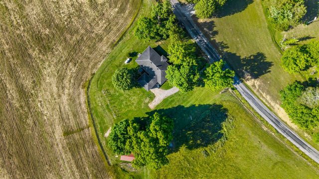 444 County Road 782, Etowah, TN 37331