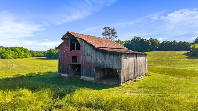 444 County Road 782, Etowah, TN 37331