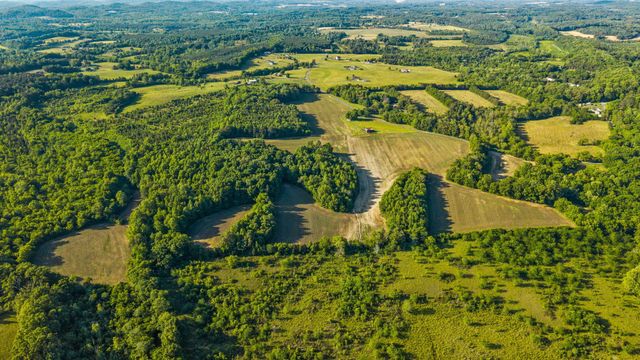 444 County Road 782, Etowah, TN 37331
