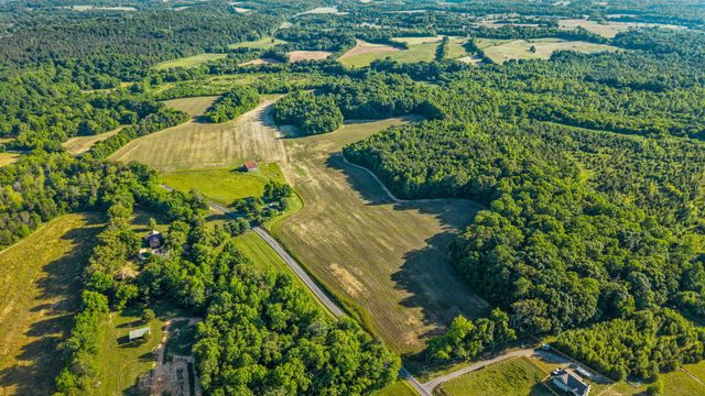 444 County Road 782, Etowah, TN 37331