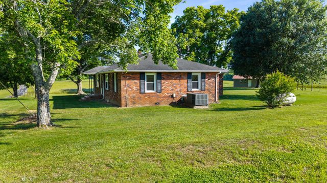 444 County Road 782, Etowah, TN 37331