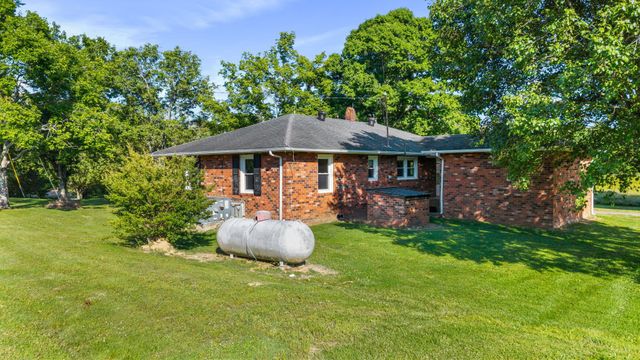 444 County Road 782, Etowah, TN 37331