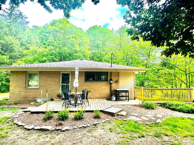 41341 Co Rd 665, Waverly Twp, MI 49079