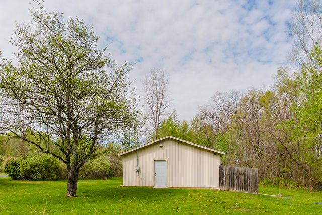 41341 Co Rd 665, Waverly Twp, MI 49079