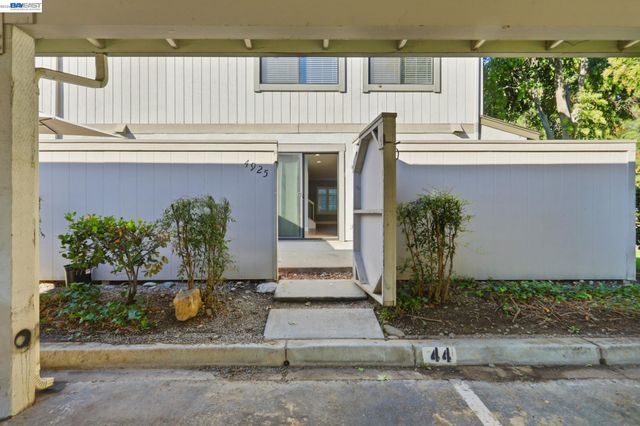 4925 Flat Rock Circle, San Jose, CA 95136