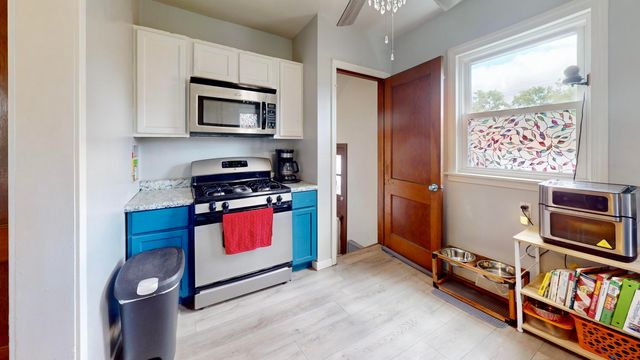 7335 Tapper Avenue, Hammond, IN 46324