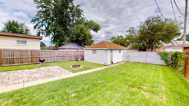 7335 Tapper Avenue, Hammond, IN 46324