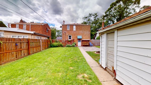 7335 Tapper Avenue, Hammond, IN 46324