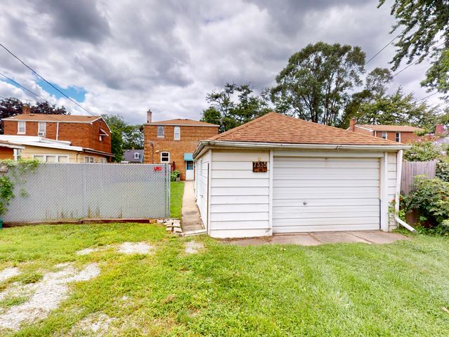 7335 Tapper Avenue, Hammond, IN 46324