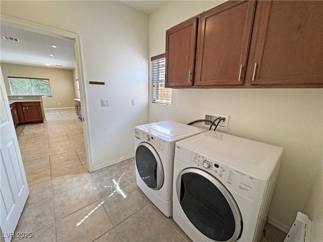 5891 East ALFANO Avenue, Pahrump, NV 89061