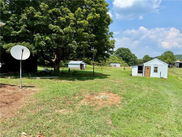 2022 Wicker Lovell Road, Randleman, NC 27317