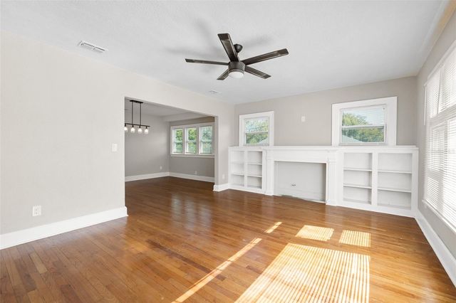 781 31ST AVENUE N, St Petersburg, FL 33704