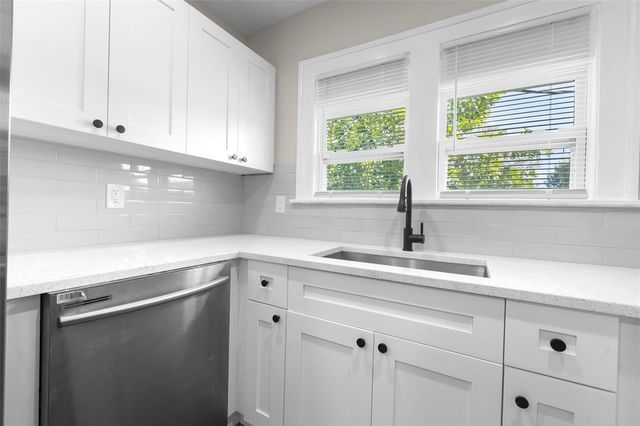 781 31ST AVENUE N, St Petersburg, FL 33704