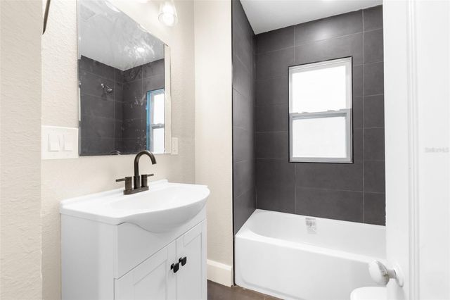 781 31ST AVENUE N, St Petersburg, FL 33704