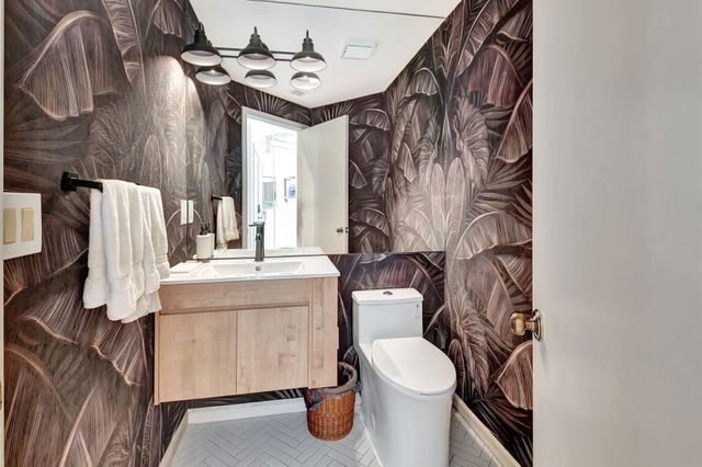 2462 NW 66th Drive, Boca Raton, FL 33496