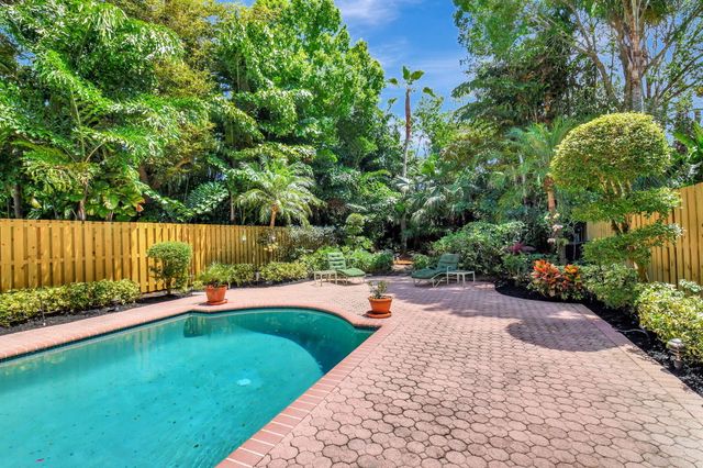 2462 NW 66th Drive, Boca Raton, FL 33496