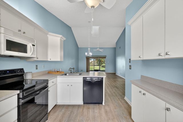 7643 SE Sugar Sand Circle, Hobe Sound, FL 33455