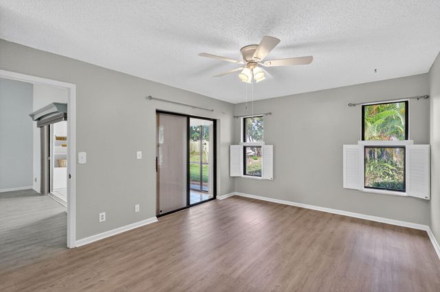 7643 SE Sugar Sand Circle, Hobe Sound, FL 33455