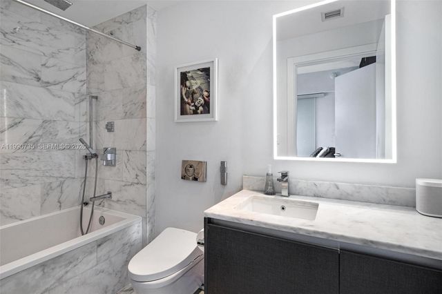 1451 Brickell Ave 2704, Miami, FL 33131