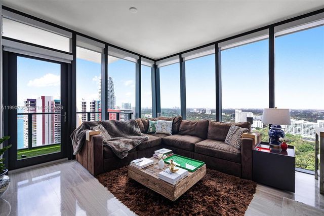 1451 Brickell Ave 2704, Miami, FL 33131