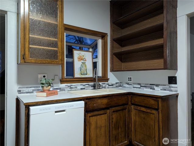 5432 S Oakes Street, Tacoma, WA 98409