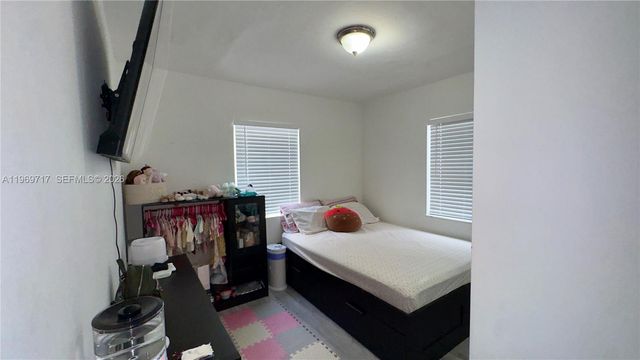 3481 NW 5th St, Lauderhill, FL 33311