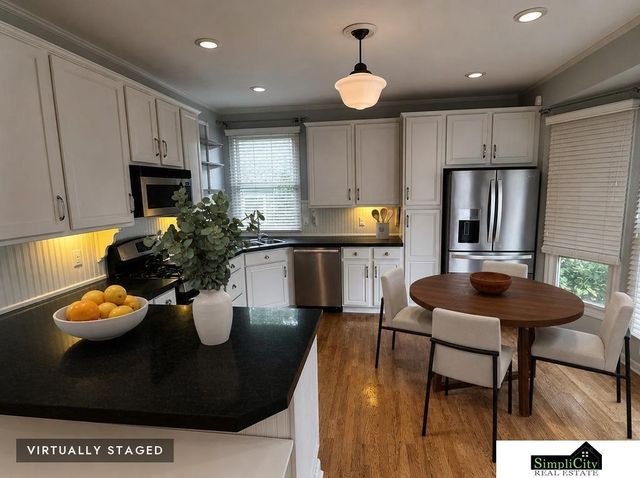 14760 Stone Avenue, Omaha, NE 68116