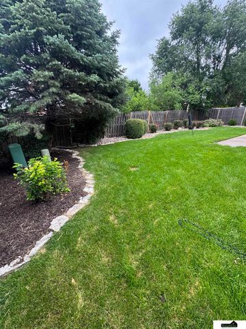14760 Stone Avenue, Omaha, NE 68116