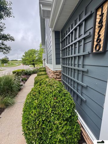 14760 Stone Avenue, Omaha, NE 68116