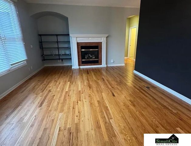 14760 Stone Avenue, Omaha, NE 68116