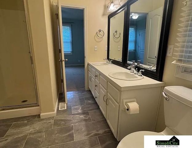 14760 Stone Avenue, Omaha, NE 68116