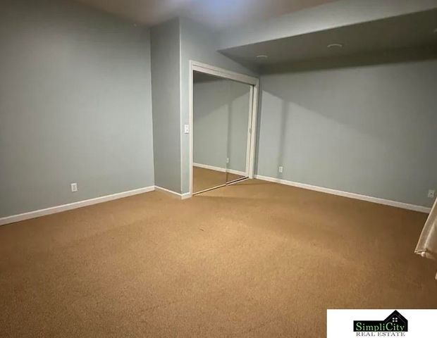14760 Stone Avenue, Omaha, NE 68116
