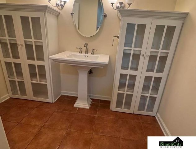 14760 Stone Avenue, Omaha, NE 68116
