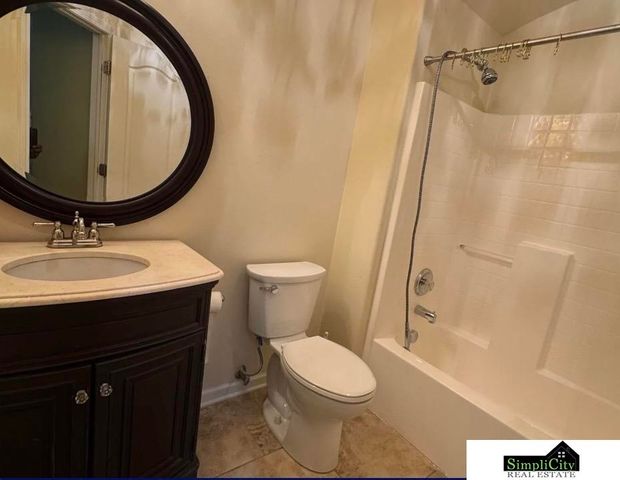 14760 Stone Avenue, Omaha, NE 68116