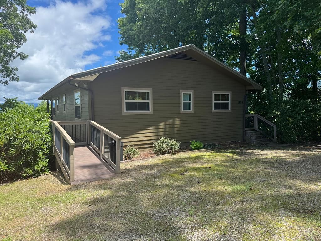 1498 Harris Ridge Road, Young Harris, GA 30582