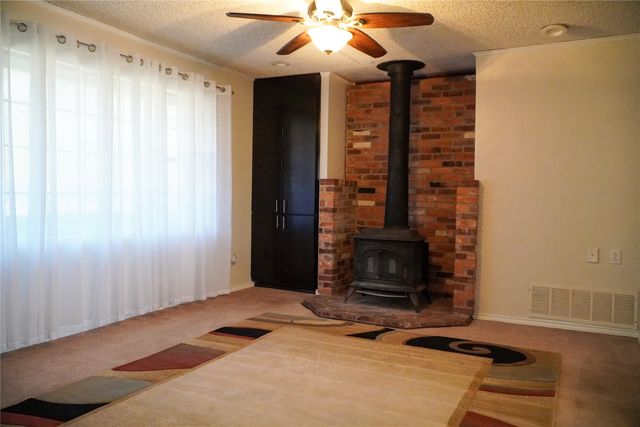 305 N Eastern Street, Keene, TX 76059