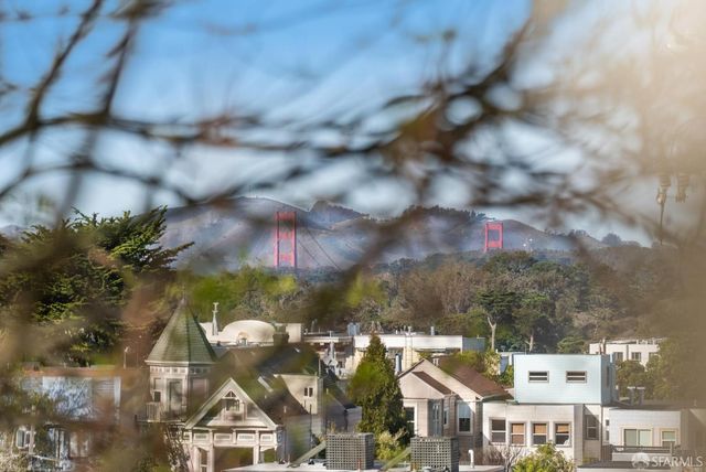 1410 Shrader Street, San Francisco, CA 94117