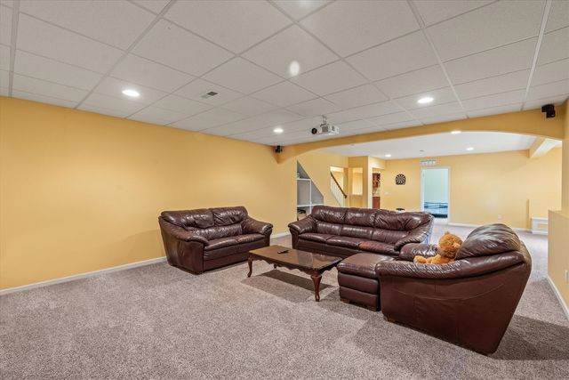 48941 Freestone Drive, Northville, MI 48168