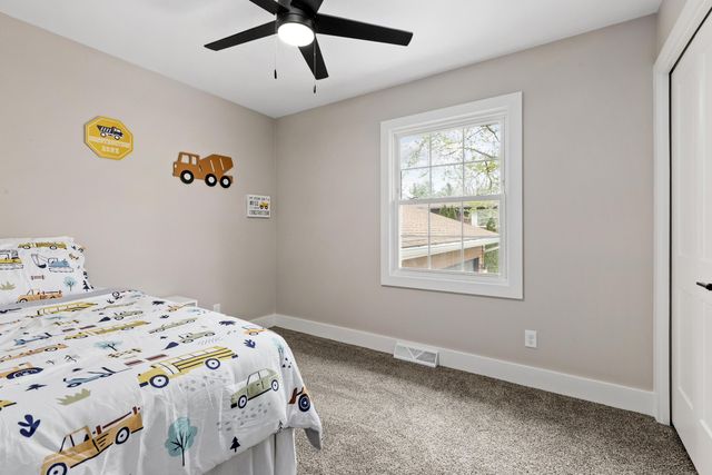 263 W 550 N, Valparaiso, IN 46385