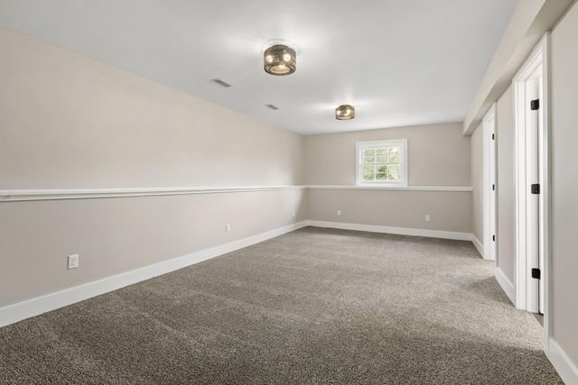 263 W 550 N, Valparaiso, IN 46385