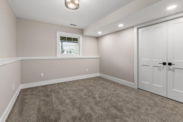 263 W 550 N, Valparaiso, IN 46385
