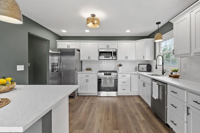 263 W 550 N, Valparaiso, IN 46385
