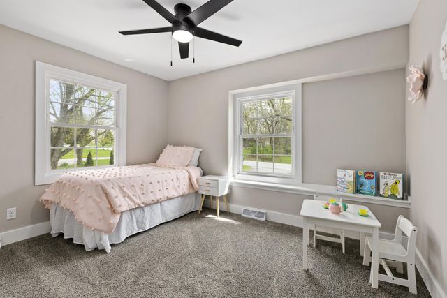 263 W 550 N, Valparaiso, IN 46385
